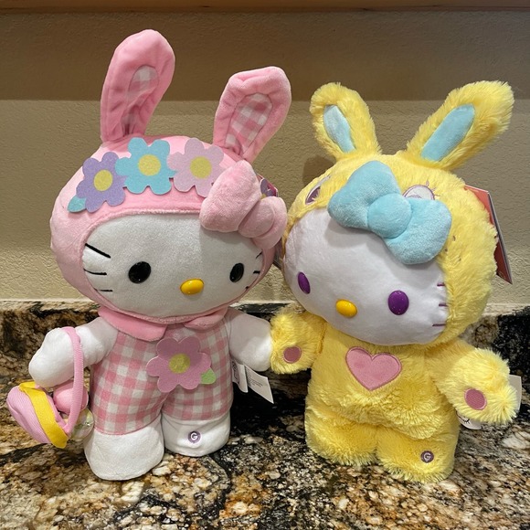 Hello Kitty Other - NwT Hello Kitty Easter Animated Musical Side Stepper Set of 2 HTF